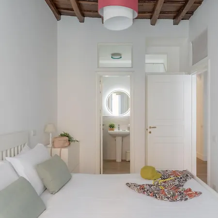 Iflat Monti Charming & Cozy By The Colosseum 아파트 *