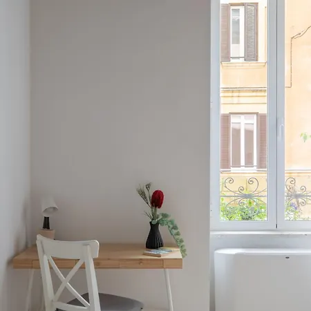 Iflat Monti Charming & Cozy By The Colosseum 아파트 *